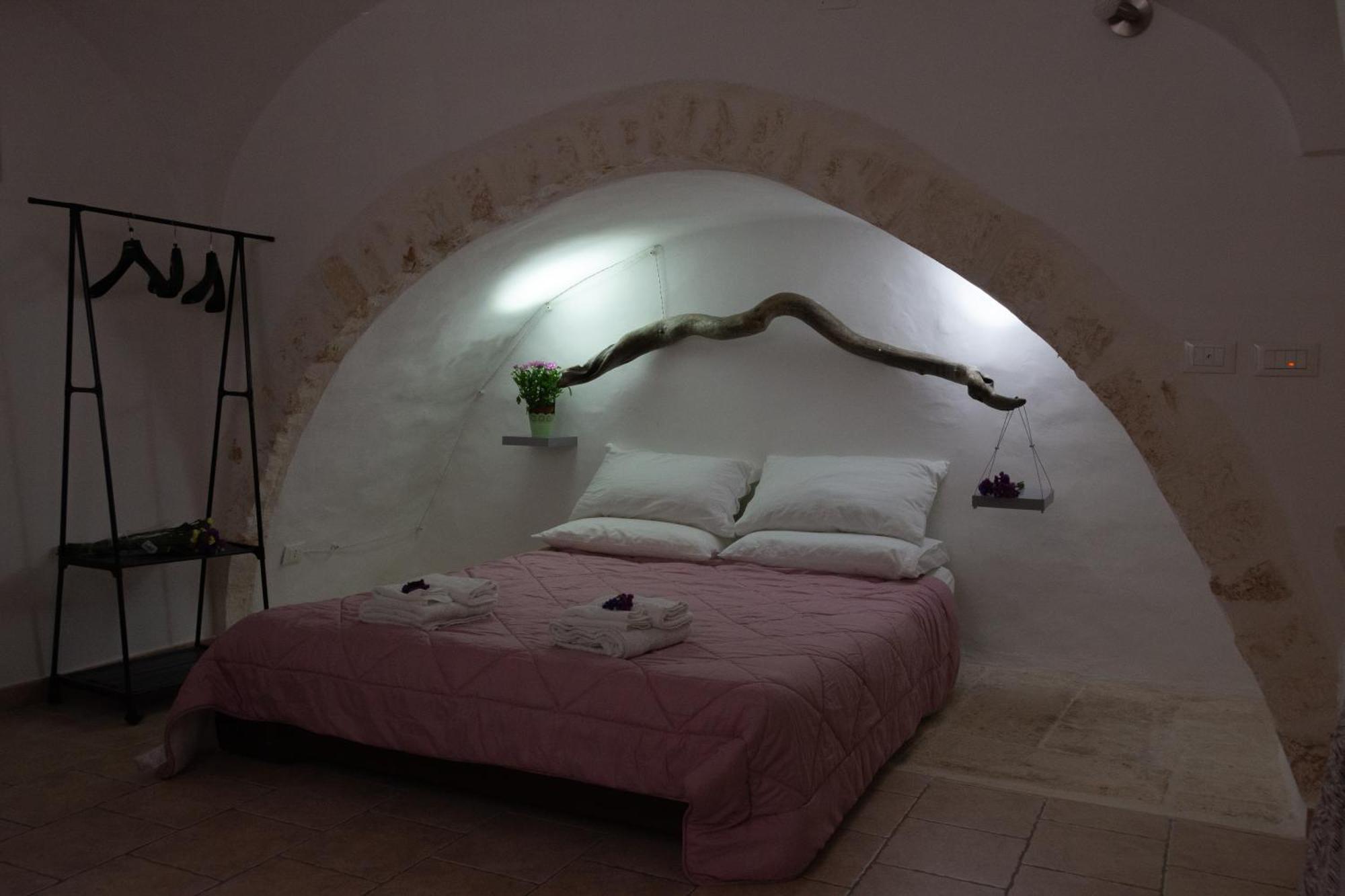 Casa Don Paulu Villa ออสตูนี ภายนอก รูปภาพ